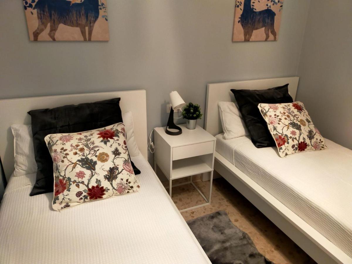 Bastinazo Alohadream - Premium - La Mejor Ubicacion Con Aire Acondicionado, Insonorizacion, Terraza Y Equipamiento En El Puerto De Santa Maria - Grupo De Solo Menores De 25 No Aceptados Salvo Fianza Adicional Экстерьер фото